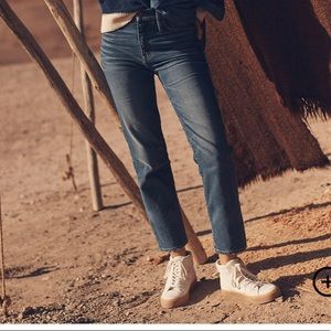 Madewell mid-rise classic straight jeans size28